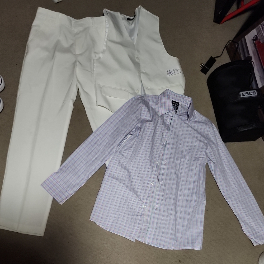 White Suit Vest and Plaid Shirt Set